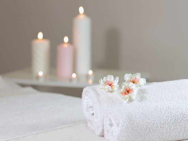 une question contactez anais aimetre